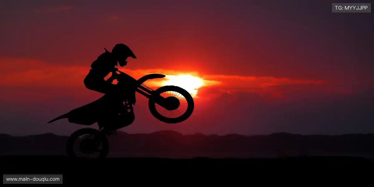 📺战术视角实时切换，看懂比赛更有深度！🎥